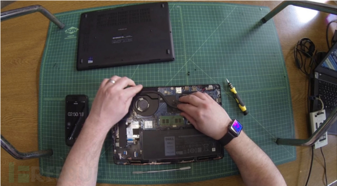 5分钟内在笔记本上安装一个固件后门