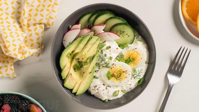 egg-and-cottage-cheese-breakfast-bowl.jpg